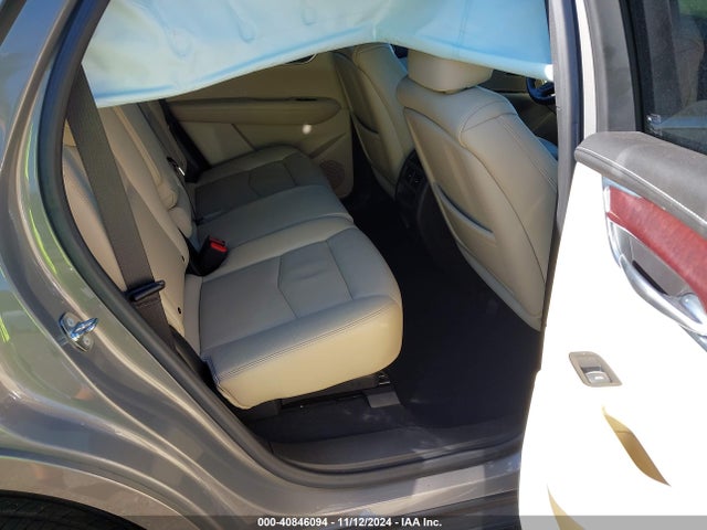 2018 CADILLAC XT5 1GYKNCRS1JZ105833 Photo 7