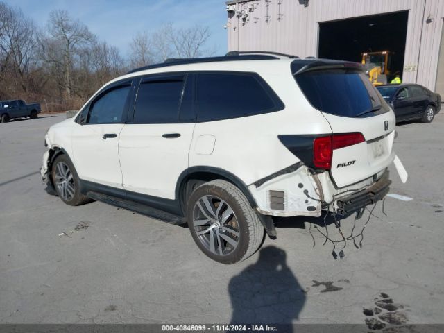 5FNYF6H98HB021649 Honda Pilot Touring