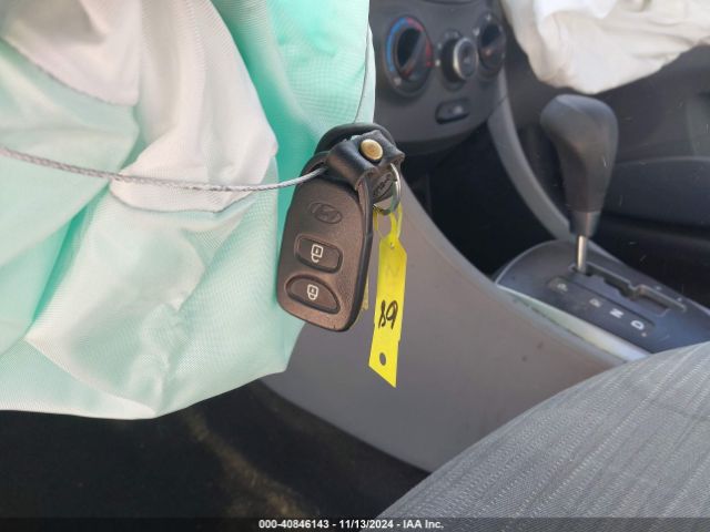KMHCT4AE1GU099075 Hyundai ACCENT SE