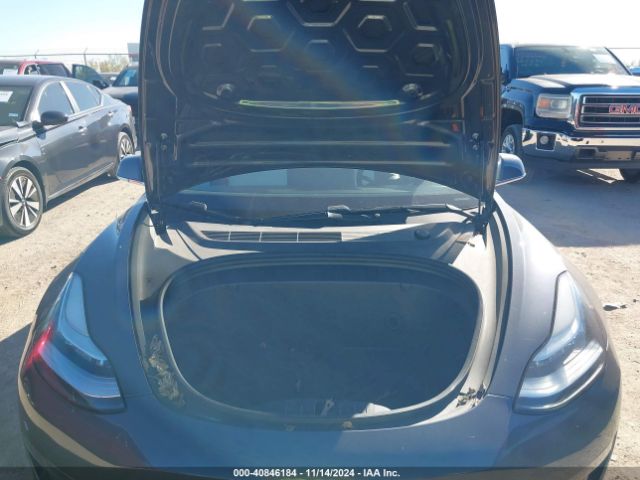 5YJ3E1EA9JF181186 Tesla Model 3 Long Range/mid Range