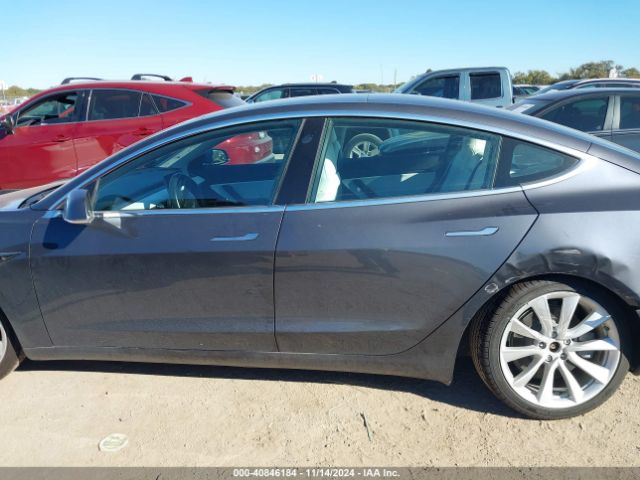 5YJ3E1EA9JF181186 Tesla Model 3 Long Range/mid Range