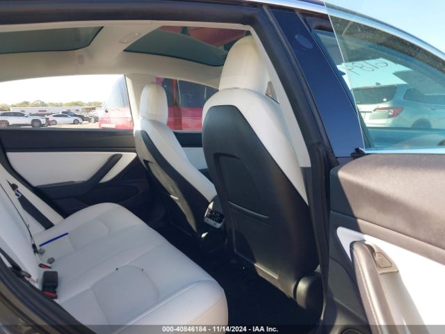 5YJ3E1EA9JF181186 Tesla Model 3 Long Range/mid Range