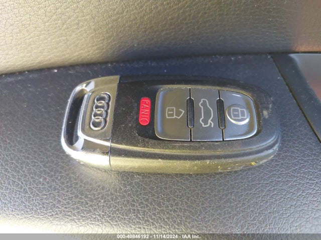 WA1CFAFP9EA027036 Audi Q5 2.0t Premium