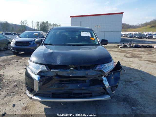 JA4AZ2A33HZ058216 Mitsubishi Outlander Es