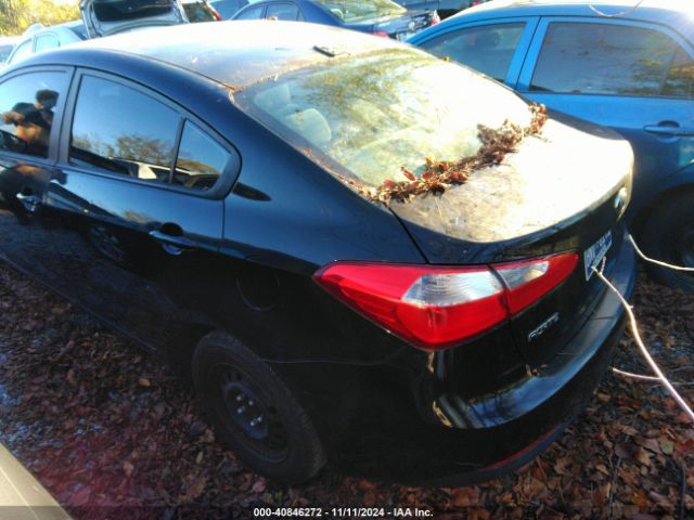 KNAFK4A69E5207976 KIA FORTE LX