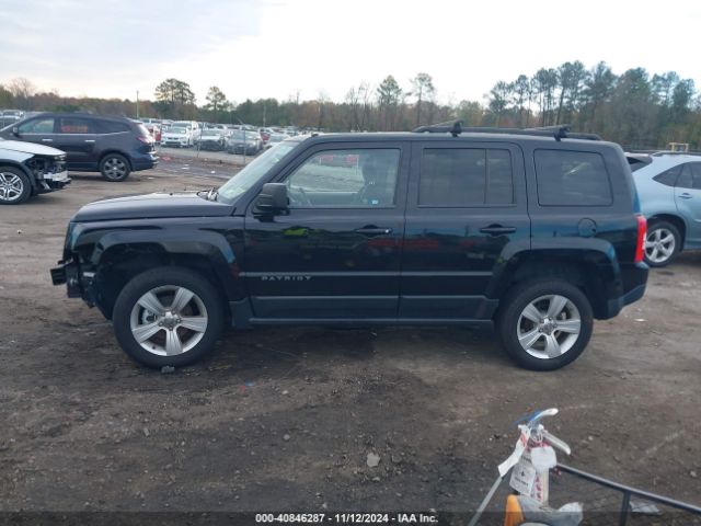 1C4NJRFBXFD244921 Jeep Patriot Latitude