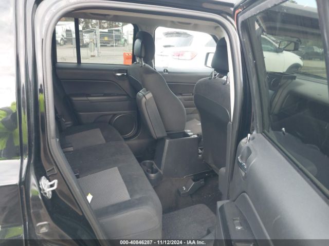 1C4NJRFBXFD244921 Jeep Patriot Latitude
