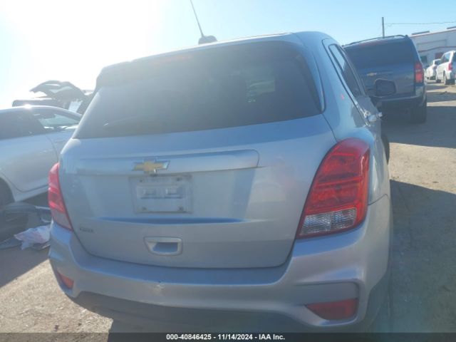 3GNCJKSBXKL236317 Chevrolet TRAX LS