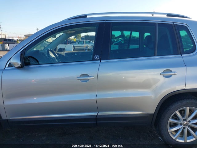 WVGRV7AX3HK002172 Volkswagen Tiguan 2.0t Wolfsburg Edition