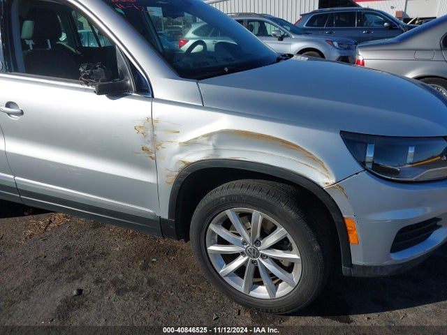 WVGRV7AX3HK002172 Volkswagen Tiguan 2.0t Wolfsburg Edition