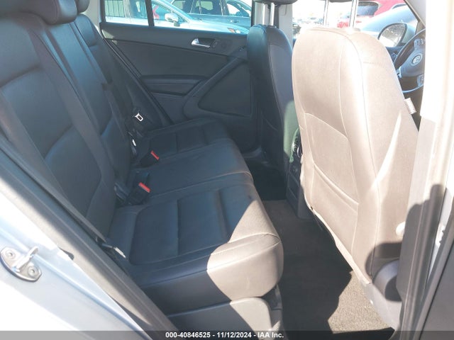 WVGRV7AX3HK002172 Volkswagen Tiguan 2.0t Wolfsburg Edition
