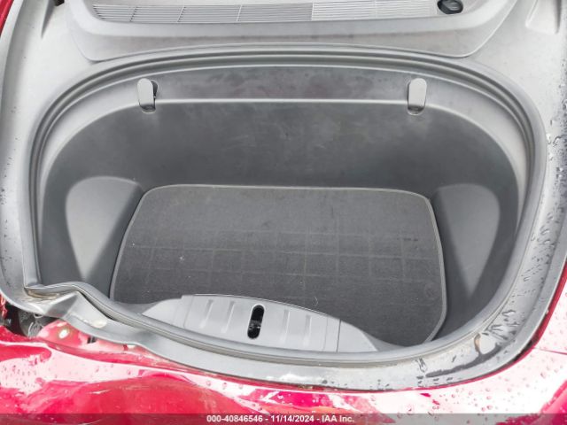 5YJ3E1EBXJF117344 Tesla Model 3 Long Range/performance