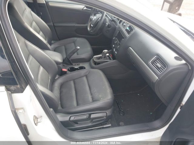 3VWD17AJ6FM287393 Volkswagen Jetta 1.8t Se