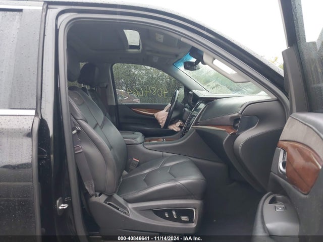 2017 CADILLAC ESCALADE ESV 1GYS4HKJ5HR112408 Photo 4