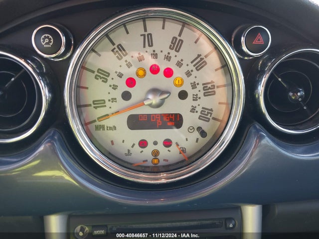 2006 MINI COOPER S WMWRH33506TK57754 Photo 6