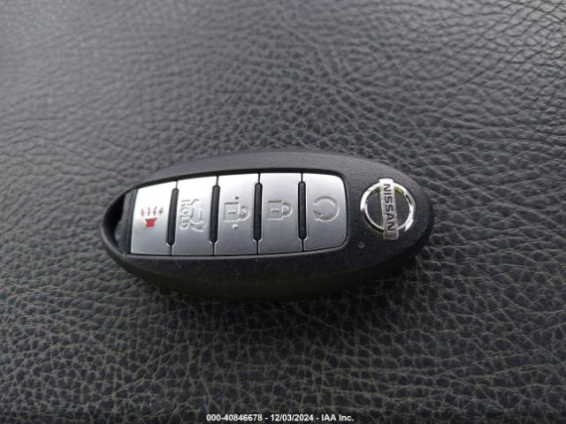 KNMAT2MT0KP555276 Nissan ROGUE SV