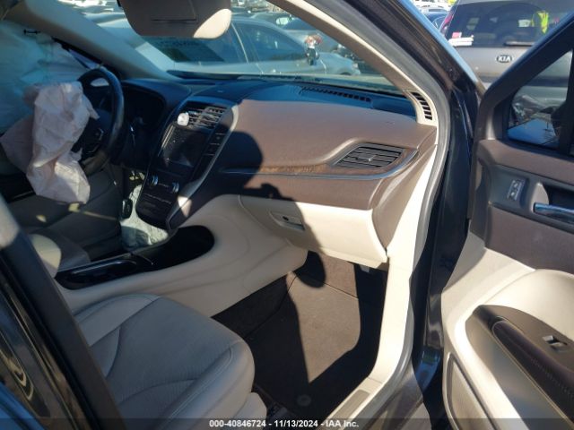 5LMTJ3DH0KUL07121 Lincoln Mkc Reserve