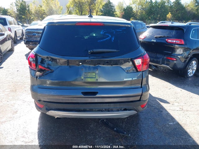 Ford ESCAPE SE 2019 1FMCU0GD6KUB57341 Image 16