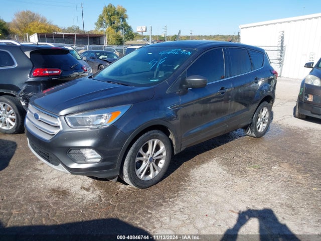 Ford ESCAPE SE 2019 1FMCU0GD6KUB57341 Image 2