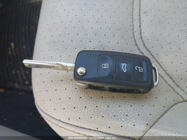 1VWBT7A35HC010340 Volkswagen Passat 1.8t Se