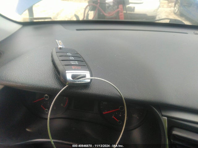 KIA RIO S 2018 3KPA24AB7JE142294 Image 11