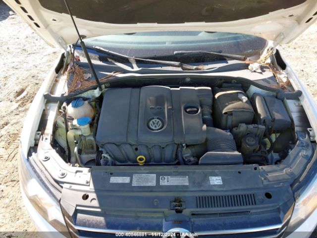 1VWAP7A32EC025728 Volkswagen Passat 2.5l S