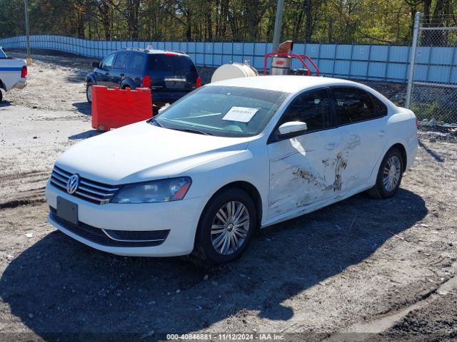 1VWAP7A32EC025728 Volkswagen Passat 2.5l S