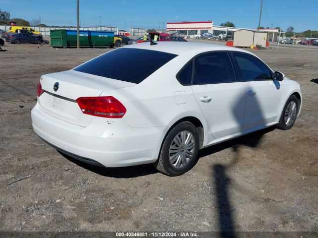 1VWAP7A32EC025728 Volkswagen Passat 2.5l S