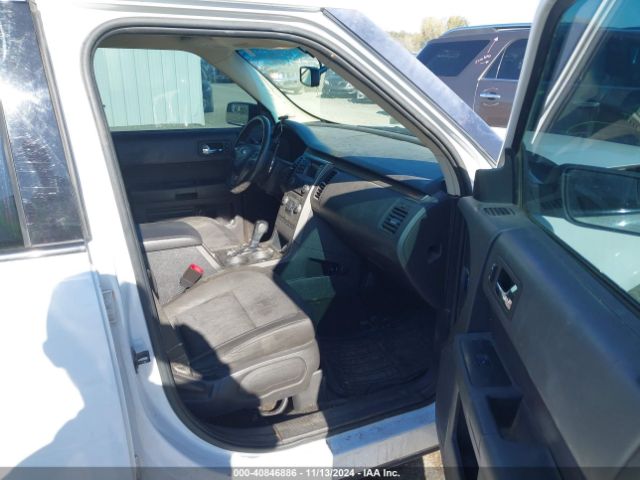 2FMGK5B88GBA05654 Ford FLEX SE