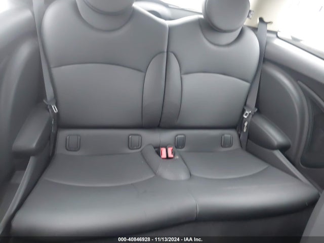 2011 MINI COOPER WMWSU3C57BT098397 Photo 7