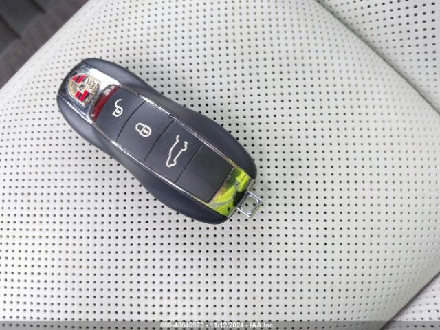 WP1AB2A58FLB66499 Porsche MACAN S