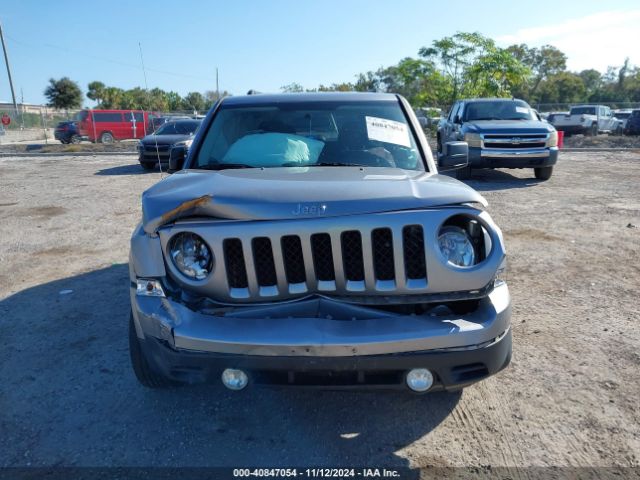 1C4NJRFB4FD354556 Jeep Patriot Latitude