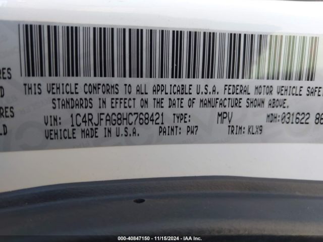1C4RJFAG8HC768421 Jeep Grand Cherokee Altitude 4x4
