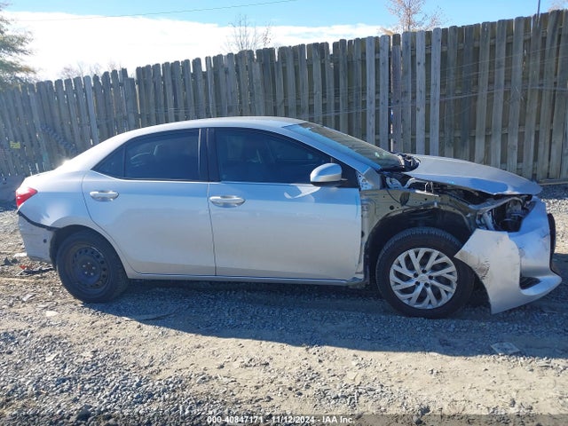 2T1BURHE0HC888462 Toyota COROLLA LE