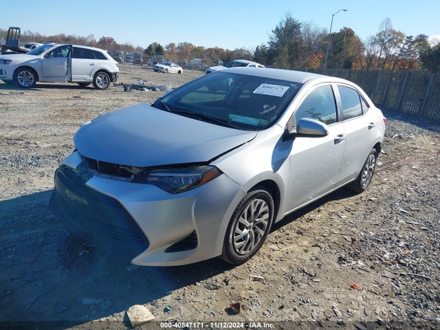 2T1BURHE0HC888462 Toyota COROLLA LE