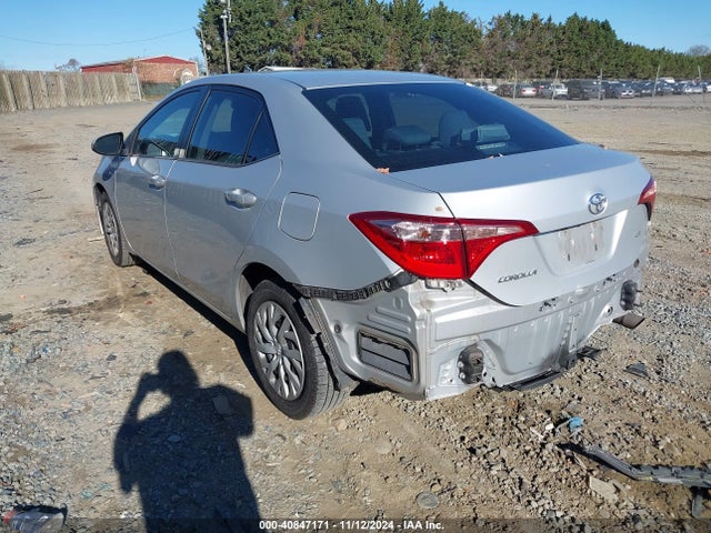 2T1BURHE0HC888462 Toyota COROLLA LE