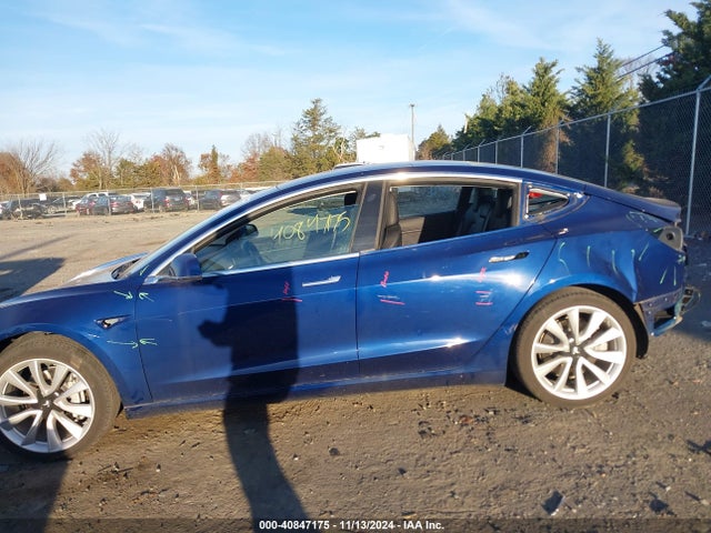Tesla Model 3 Long Range/performance 2018 5YJ3E1EB9JF088158 Image 14