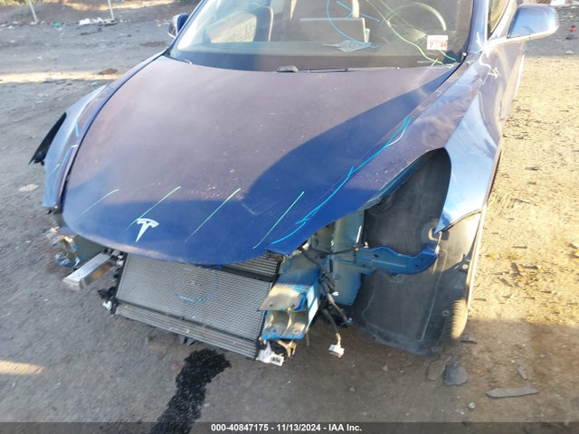 2018 TESLA MODEL 3 5YJ3E1EB9JF088158 Photo 5