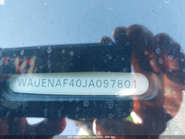 WAUENAF40JA097801 Audi A4 2.0t Premium/2.0t Tech Premium