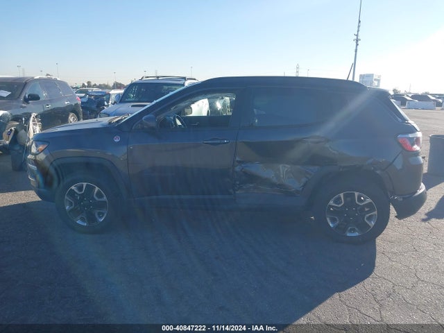 3C4NJDDB8HT597872 Jeep New Compass Trailhawk 4x4