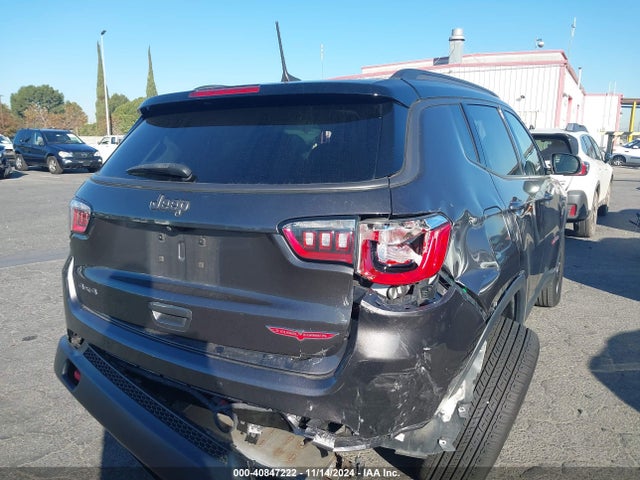 3C4NJDDB8HT597872 Jeep New Compass Trailhawk 4x4