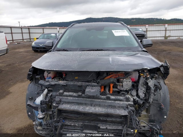 KNDCR3LE7P5091812 KIA Niro Ex Touring