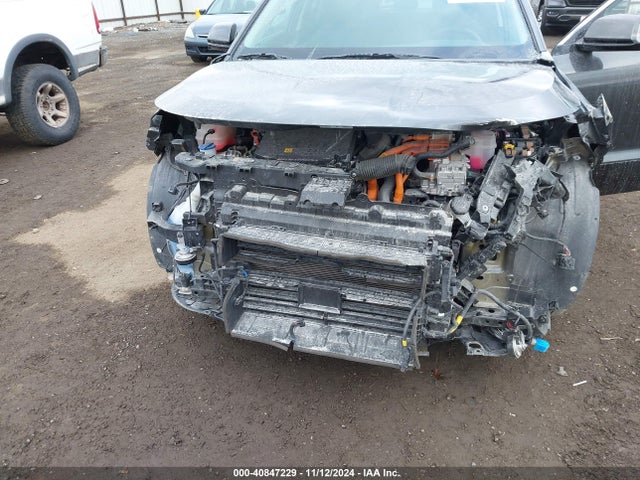 KNDCR3LE7P5091812 KIA Niro Ex Touring