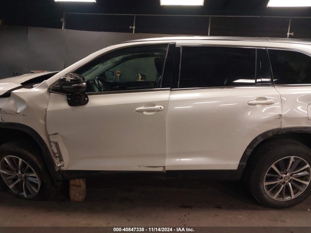 Toyota Highlander Xle 2019 5TDJZRFH4KS628168 Image 15
