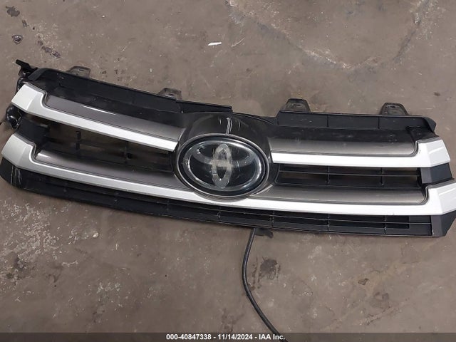 Toyota Highlander Xle 2019 5TDJZRFH4KS628168 Image 12