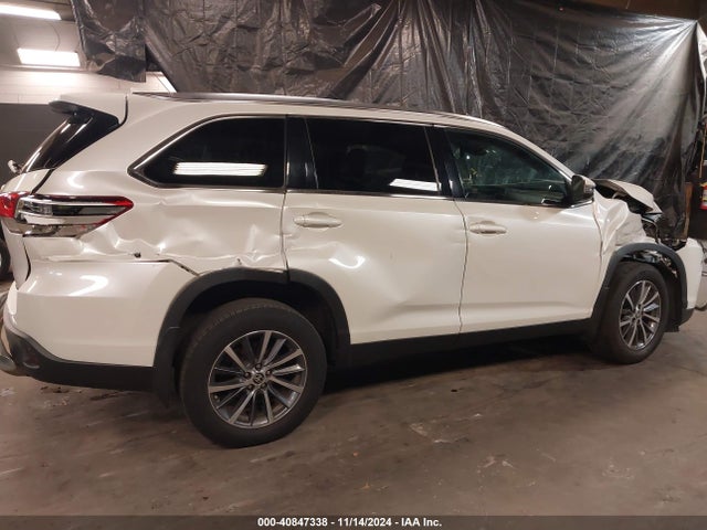 Toyota Highlander Xle 2019 5TDJZRFH4KS628168 Image 4