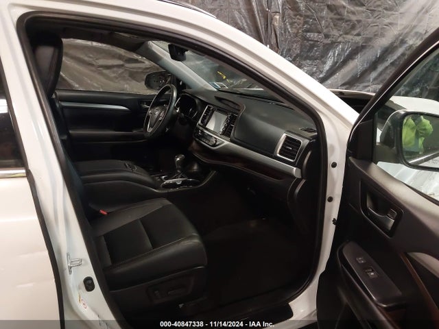Toyota Highlander Xle 2019 5TDJZRFH4KS628168 Image 5