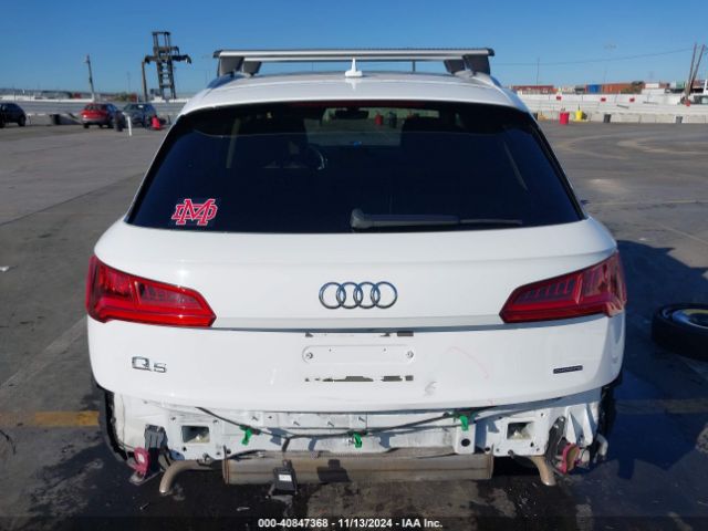 WA1BNAFY8K2101690 Audi Q5 45 Premium