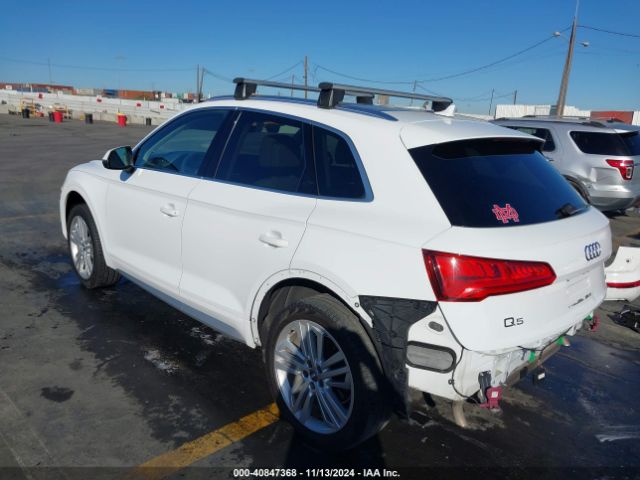 WA1BNAFY8K2101690 Audi Q5 45 Premium