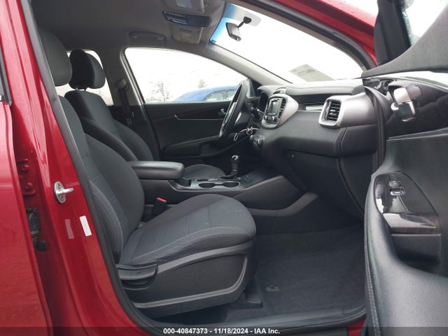 KIA Sorento Lx V6 2017 5XYPGDA59HG192004 Image 5